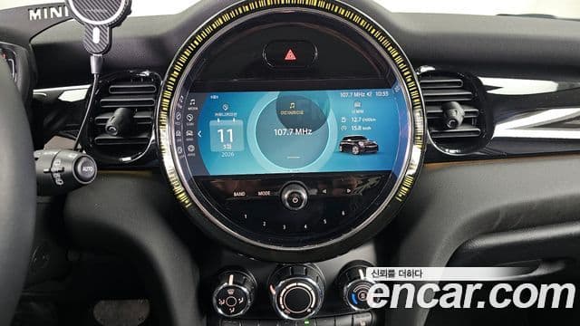 Mini Cooper 3세대, 2023 14