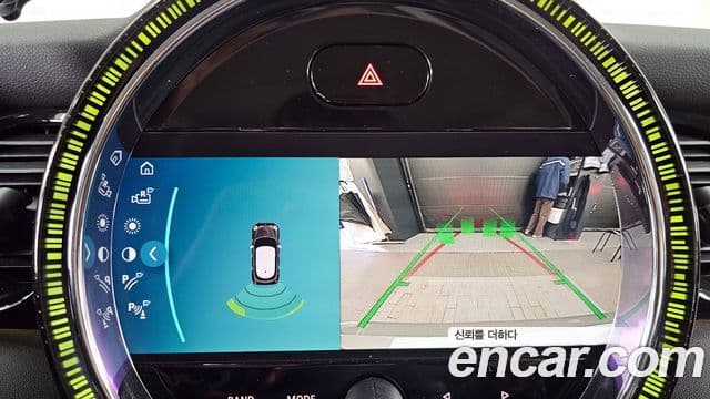 Mini Cooper 3세대, 2023 15