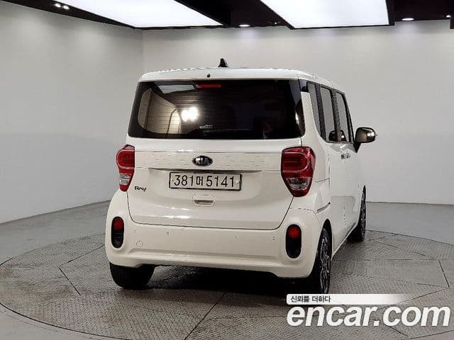 Kia The / новый New Ray Signature, 2021 3