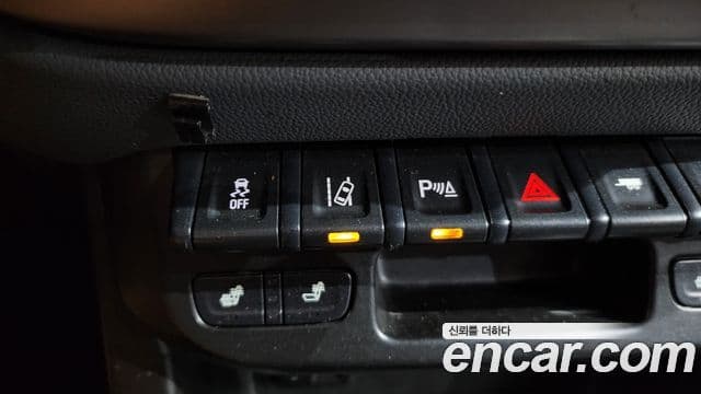 Chevrolet(GM대우) real New 콜로라도 3.6 Z71-X Midnight 4WD, 2021 17