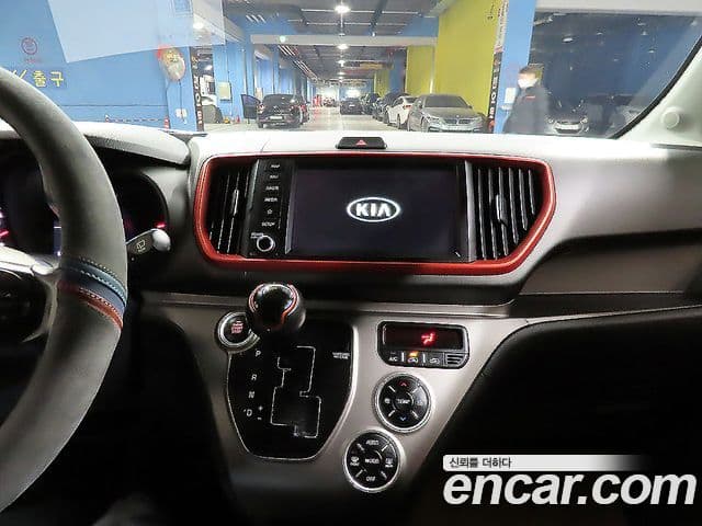 Kia The / новый New Ray Signature, 2021 10