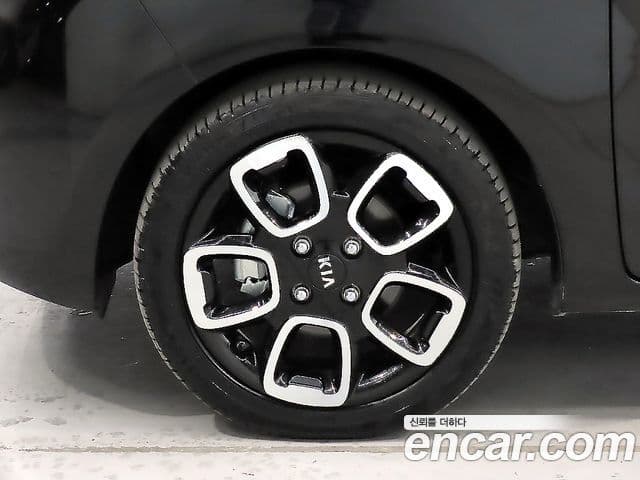 Kia The / новый New Ray Signature, 2021 19