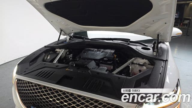 Genesis GV70, 2022 6