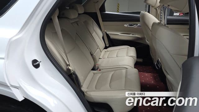 Genesis GV70, 2022 11