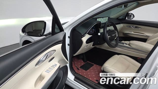 Genesis GV70, 2022 12