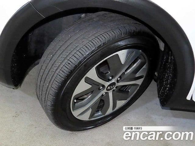 Kia Niro EV Prestige, 2019 6