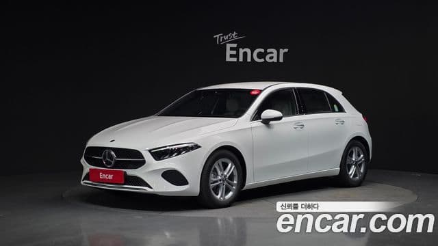 Mercedes-Benz A-класс W177 A220 хэтчбек, 2026 1