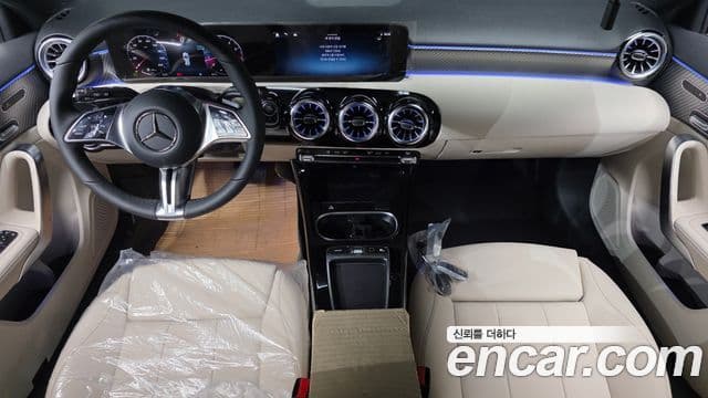 Mercedes-Benz A-класс W177 A220 хэтчбек, 2026 7