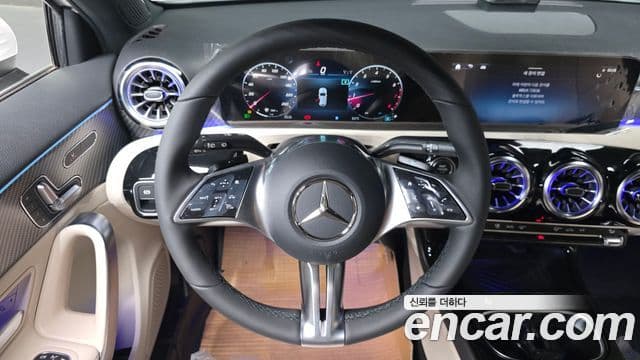 Mercedes-Benz A-класс W177 A220 хэтчбек, 2026 14