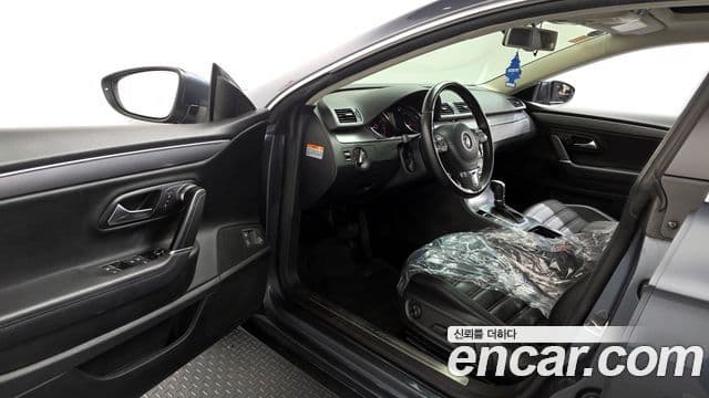 Volkswagen New CC 2.0 TSI, 2013 10