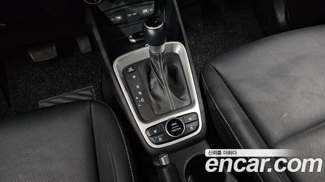 Hyundai Venue 1.6 Modern Plus, 2022 9