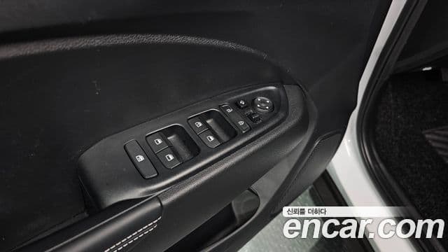 Hyundai Venue 1.6 Modern Plus, 2022 17