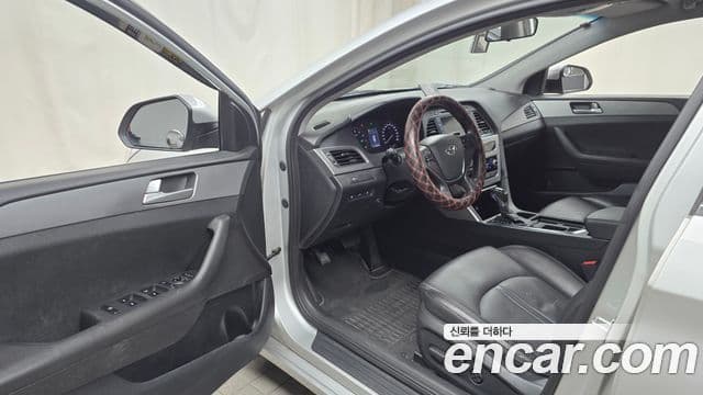 Hyundai LF Sonata Style, 2016 10