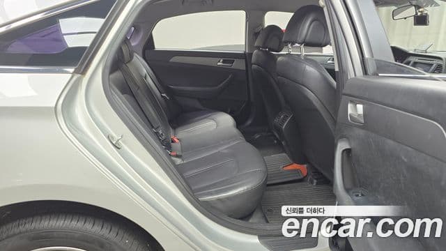 Hyundai LF Sonata Style, 2016 12