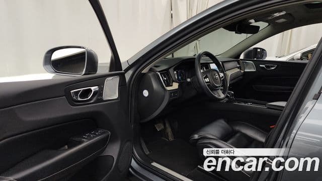 Volvo XC60 2세대 T6 Inscription, 2018 10