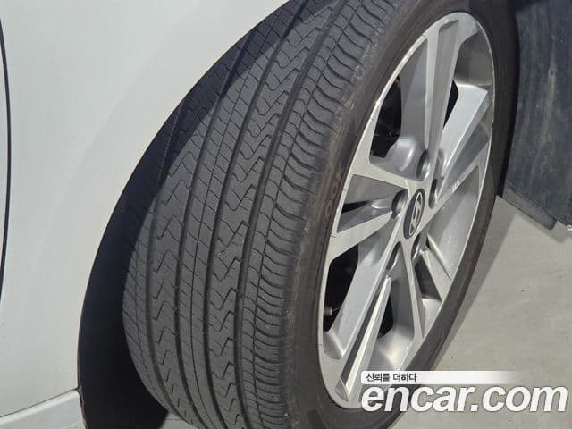 Hyundai Avante AD 1.6 GDI Value Plus, 2018 14