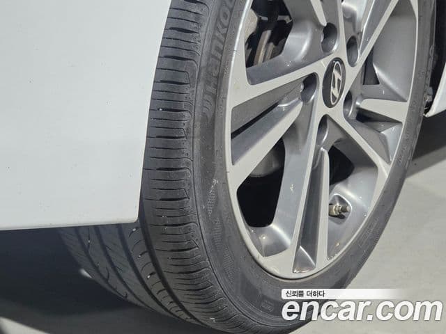 Hyundai Avante AD 1.6 GDI Value Plus, 2018 15