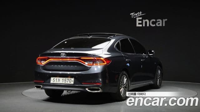 Hyundai Grandeur IG гибрид Special, 2018 2