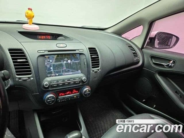 Kia K3 Prestige, 2015 10