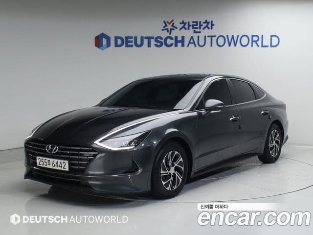 Hyundai Sonata гибрид (DN8) Modern, 2022 1