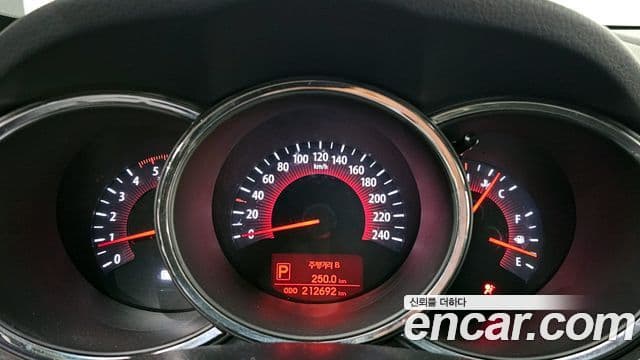 Kia Sorento R топовая версия, 2011 8