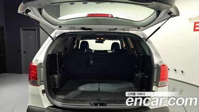 Kia Sorento R топовая версия, 2011 20