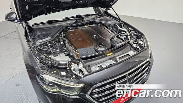 Mercedes-Benz E-класс W214 Exclusive, 2024 6