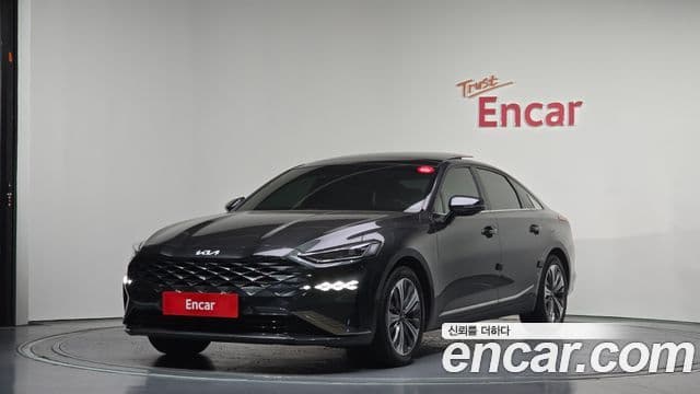 Kia K8 гибрид Signature, 2022 1