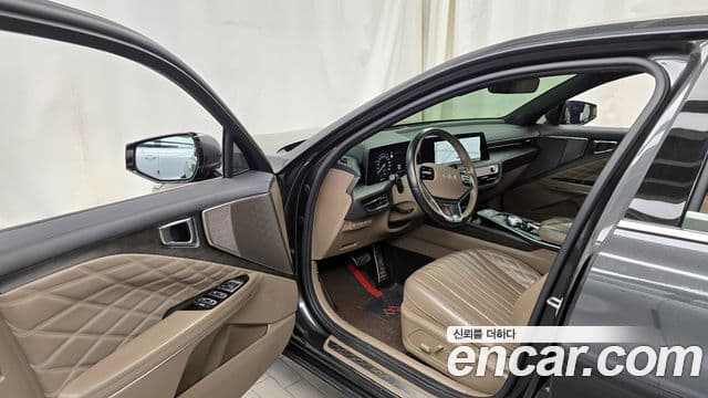 Kia K8 гибрид Signature, 2022 10