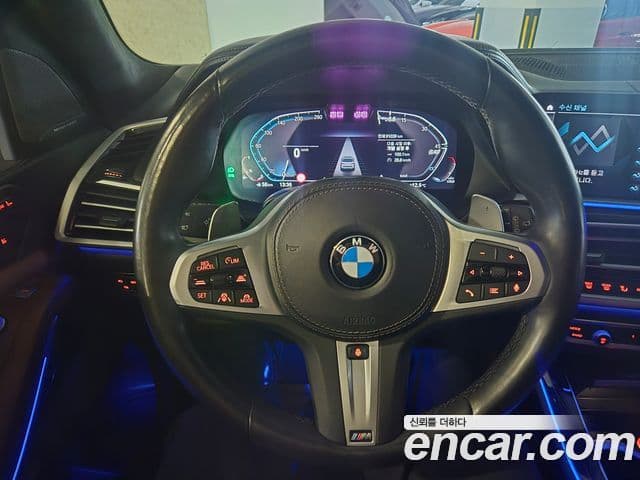 BMW X7 (G07) xDrive 40i M Sport 6인승, 2021 12