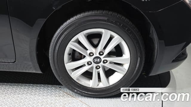 Hyundai YF Sonata Premier, 2011 все фото