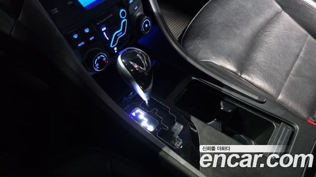 Hyundai YF Sonata Premier, 2011 9