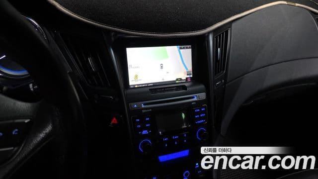 Hyundai YF Sonata Premier, 2011 15