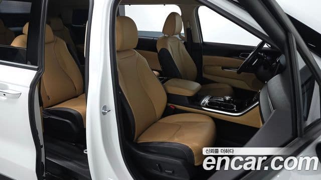 Kia Carnival 4세대 Signature, 2023 12