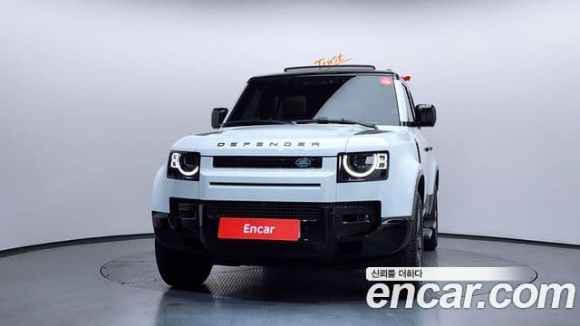 Land Rover Defender (L663) 110 D300 X-Dynamic HSE, 2025 3