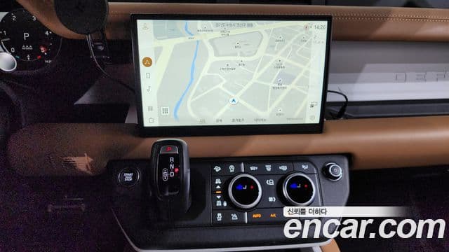 Land Rover Defender (L663) 110 D300 X-Dynamic HSE, 2025 14