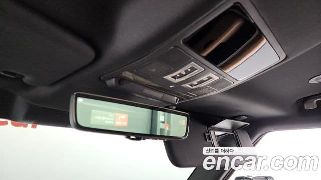 Land Rover Defender (L663) 110 D300 X-Dynamic HSE, 2025 18