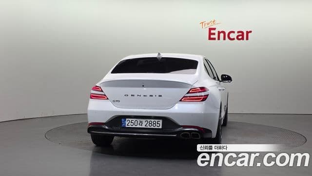 Genesis The / новый New G70, 2023 4