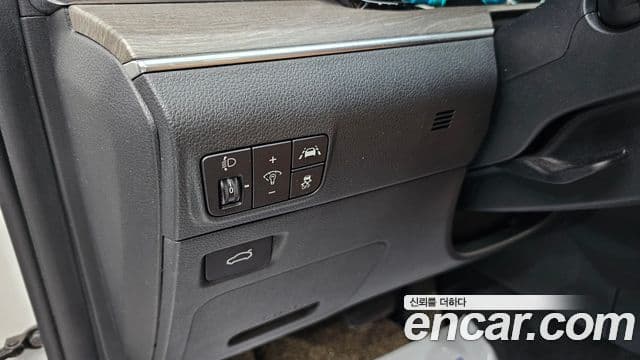 Kia K5 3세대 Signature, 2021 12