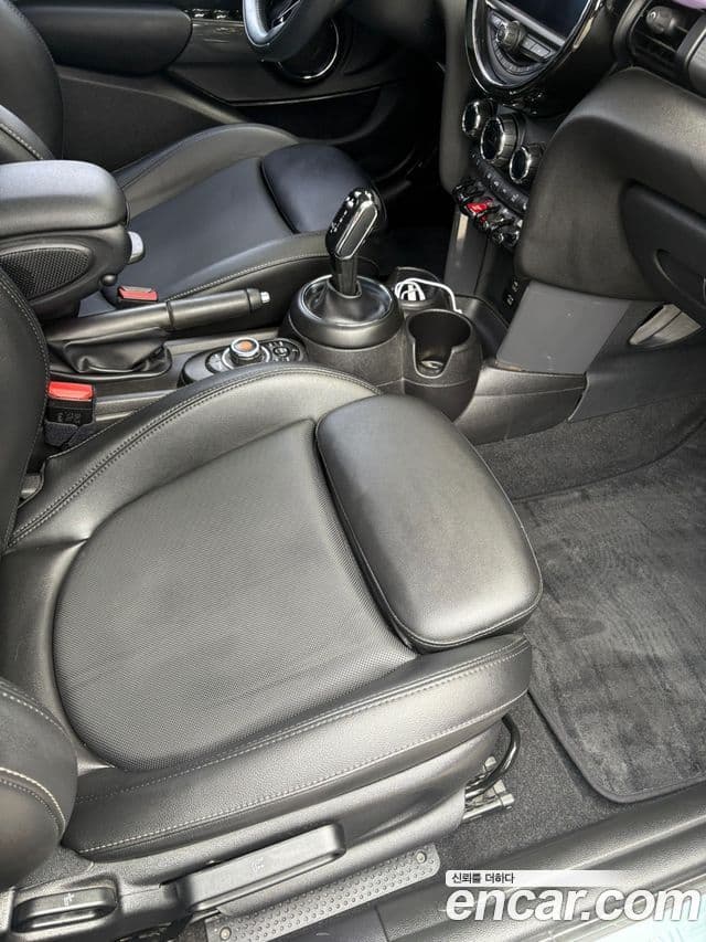 Mini Cooper 3세대, 2021 7