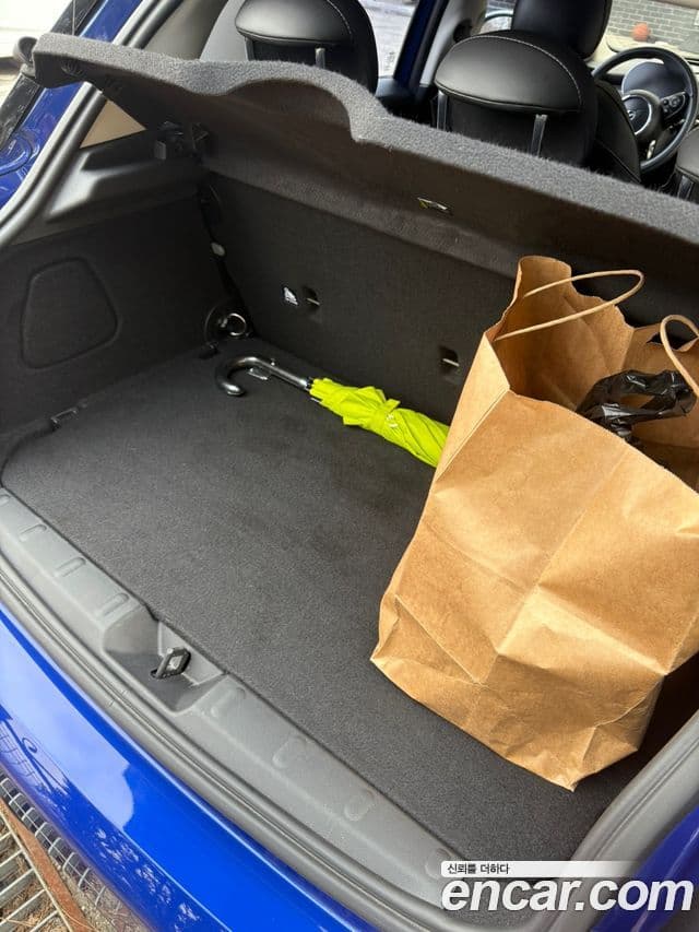 Mini Cooper 3세대, 2021 11