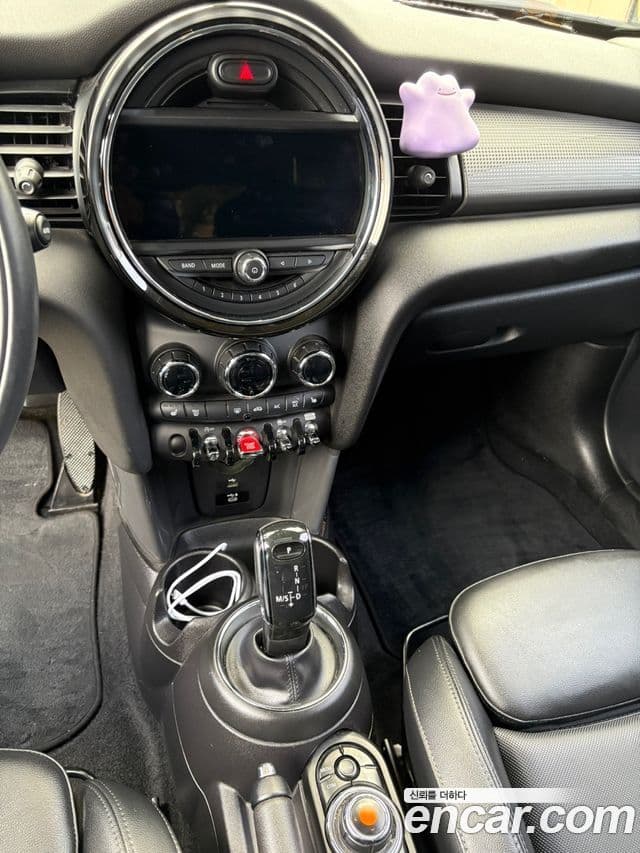 Mini Cooper 3세대, 2021 12