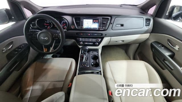 Kia All New Carnival Luxury, 2018 7