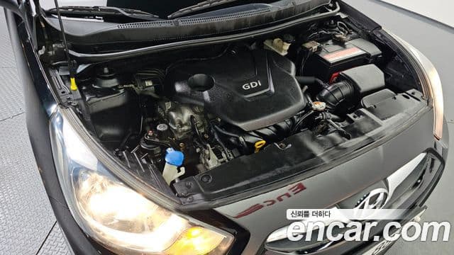 Hyundai Accent(новый кузов / новое поколение) 1.6 GDI top, 2012 6