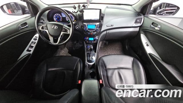 Hyundai Accent(новый кузов / новое поколение) 1.6 GDI top, 2012 7