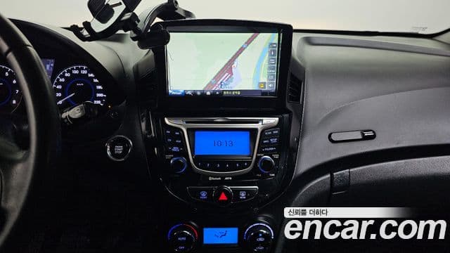 Hyundai Accent(новый кузов / новое поколение) 1.6 GDI top, 2012 14