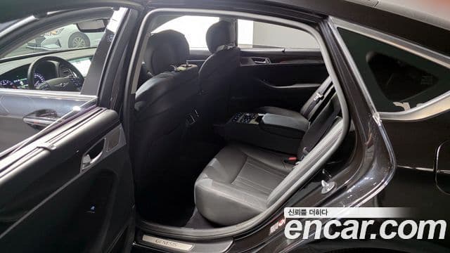 Genesis G80 Premium Luxury, 2018 11