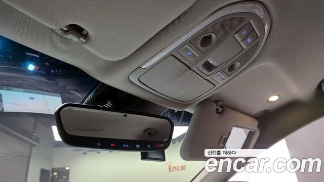 Genesis G80 Premium Luxury, 2018 17