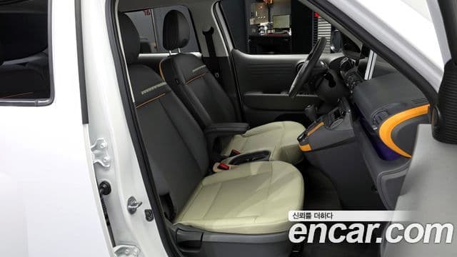 Hyundai Casper турбо D Essential, 2023 11