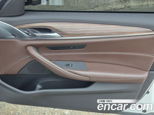 BMW 5시리즈 (G30) 520d Luxury Plus, 2018 14